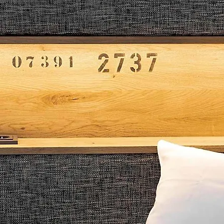 Gh1 Am Glockenplatz Отель Эинген